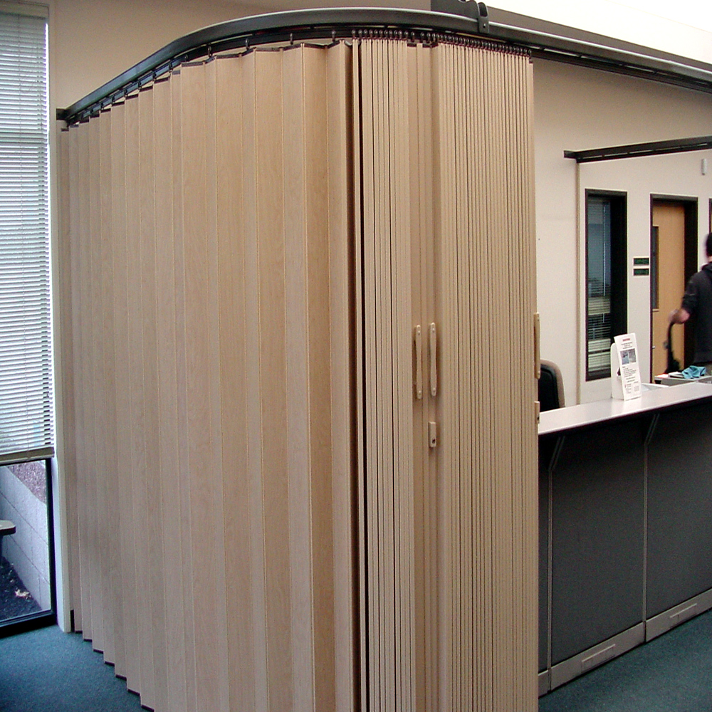 Woodfold S-240V Accordion Room Dividers